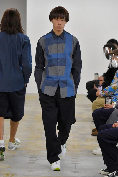 Look 6
